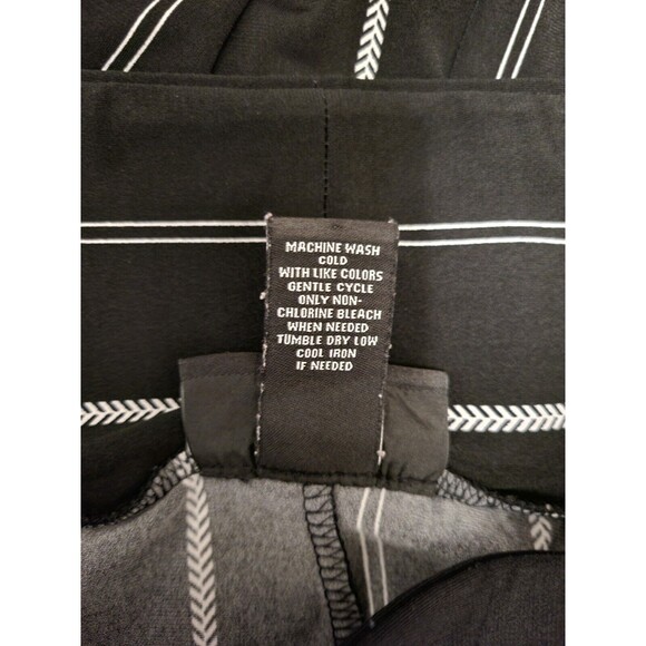 Lane Bryant Handkerchief Skirt Women 14/16 Black Stripe Stretch Slimming - Picture 3 of 3